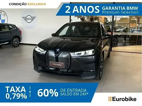 BMW Ix - Imagem 1