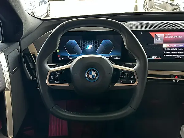 BMW Ix - Imagem 5