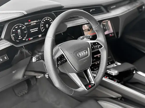 Audi E-tron - Imagem 10