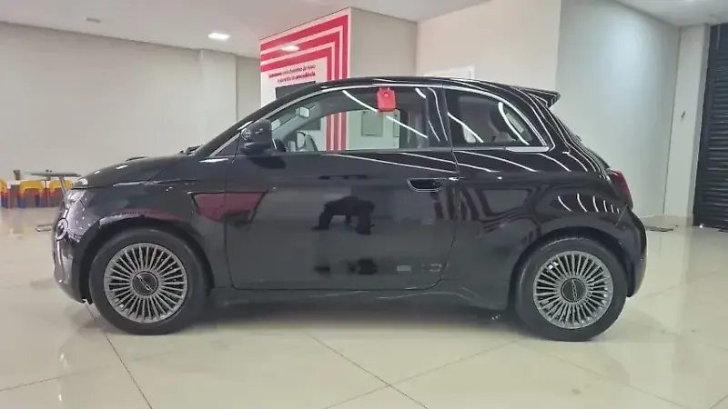 Fiat 500e - Imagem 6