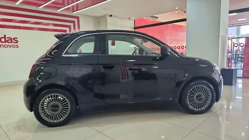 Fiat 500e - Imagem 9