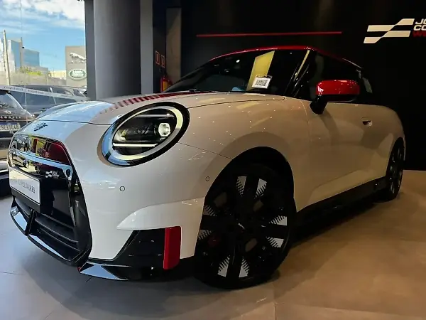 Mini Cooper SE - Imagem 8