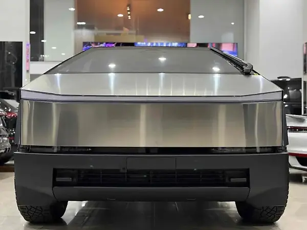 Tesla Cybertruck - Imagem 1