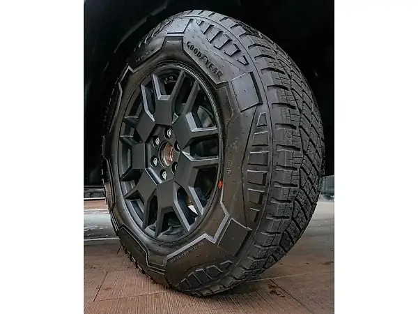 Tesla Cybertruck - Imagem 10