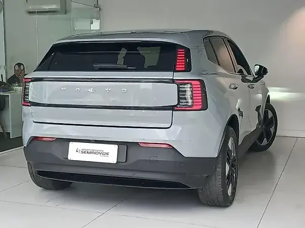 Volvo EX30 - Imagem 8