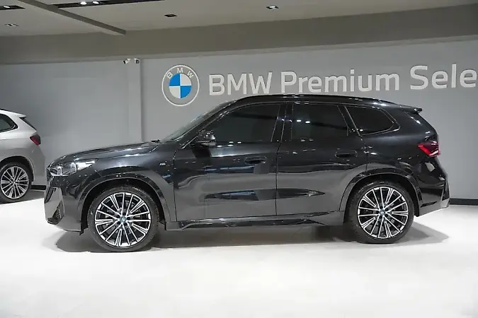 BMW IX1 - Imagem 2