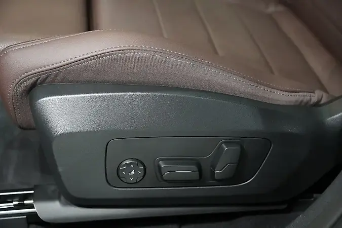 BMW IX1 - Imagem 11