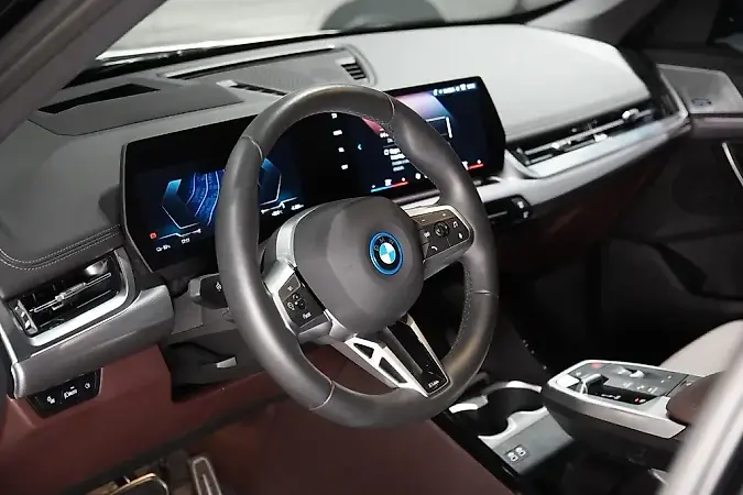 BMW IX1 - Imagem 17