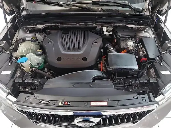 Volvo XC40 Recharge Plug-in Hybrid - Imagem 17