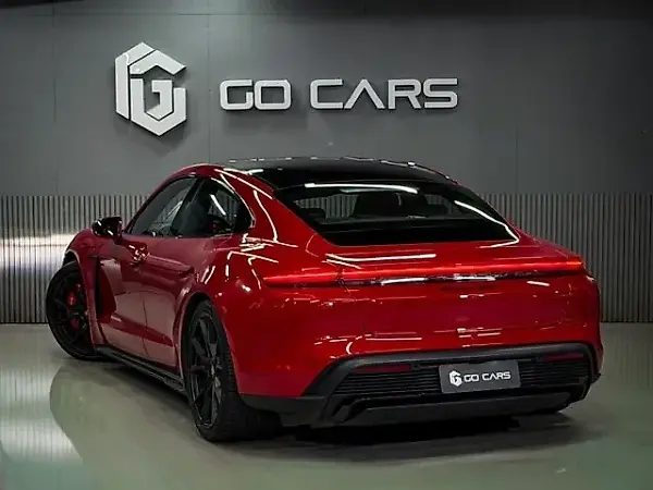 Porsche Taycan - Imagem 3