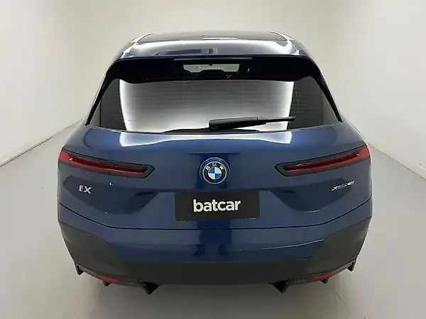 BMW Ix - Imagem 5