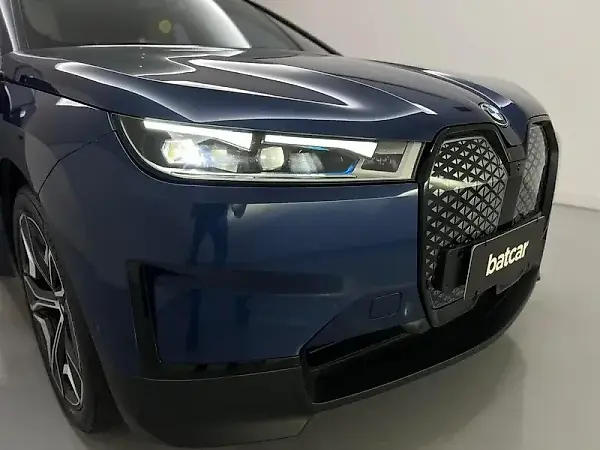BMW Ix - Imagem 7