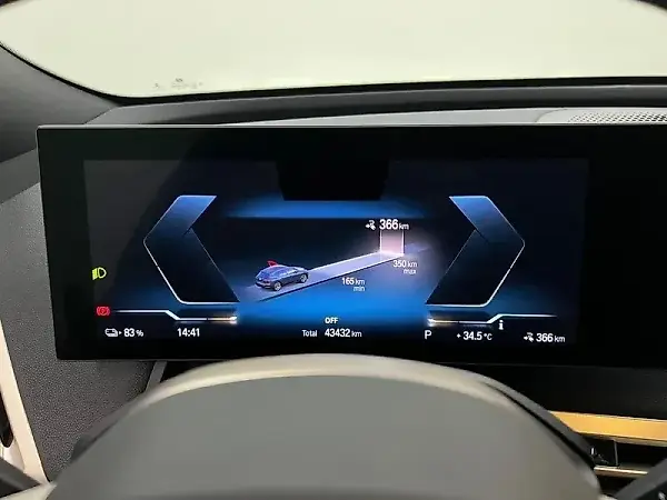 BMW Ix - Imagem 14