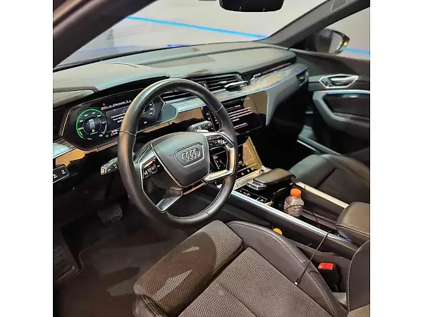 Audi E-tron - Imagem 15
