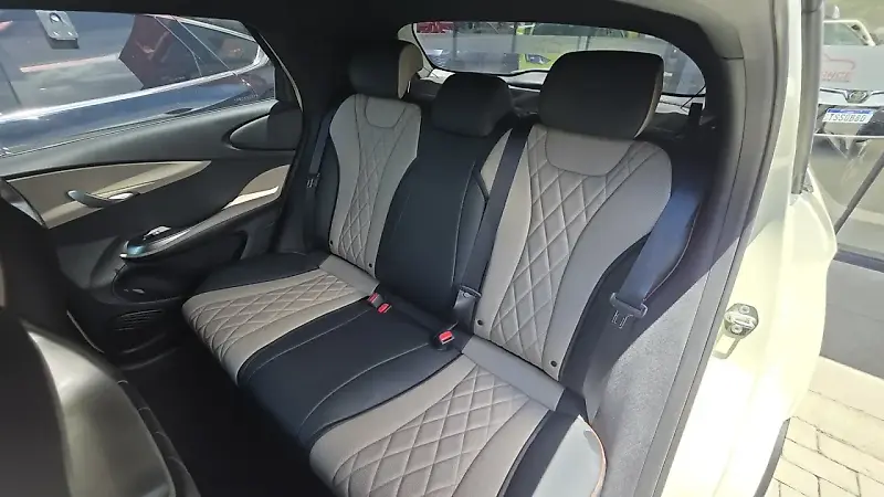BYD Dolphin - Imagem 18