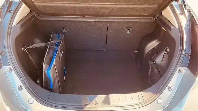 Nissan Leaf - Imagem 10