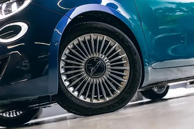 Fiat 500e - Imagem 9