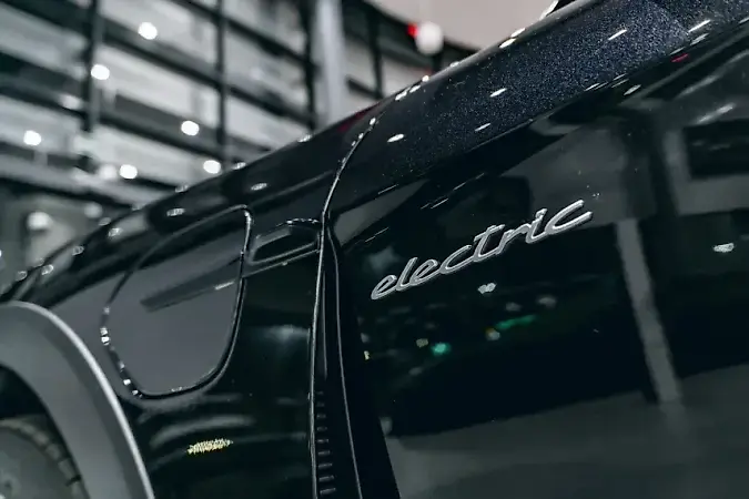 Porsche Taycan - Imagem 10