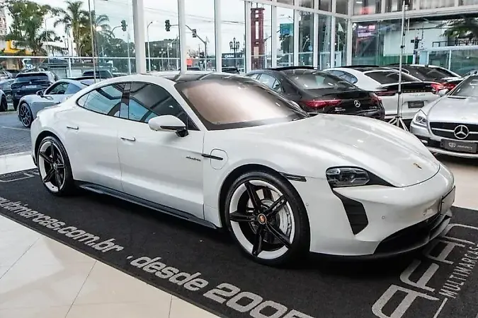 Porsche Taycan - Imagem 3