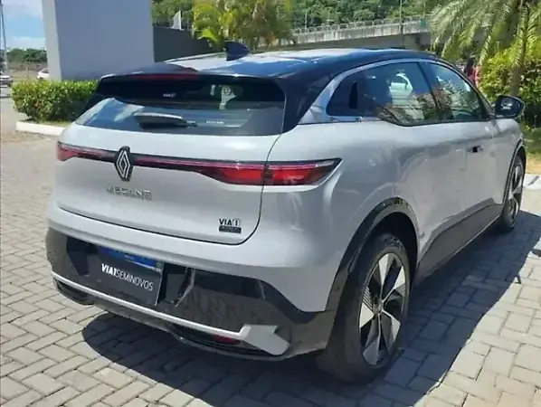 Renault Megane E-tech Electric - Imagem 3