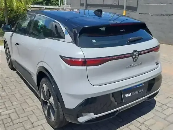 Renault Megane E-tech Electric - Imagem 6
