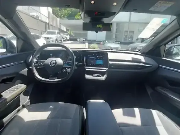 Renault Megane E-tech Electric - Imagem 12