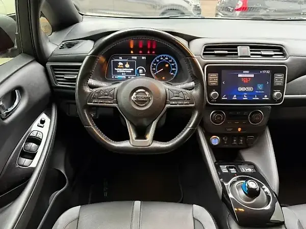 Nissan Leaf - Imagem 13