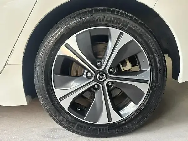 Nissan Leaf - Imagem 6