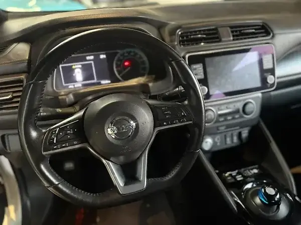Nissan Leaf - Imagem 9
