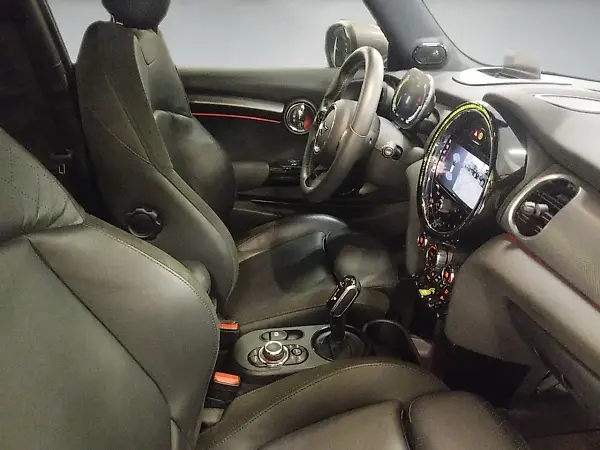 Mini Cooper SE - Imagem 14