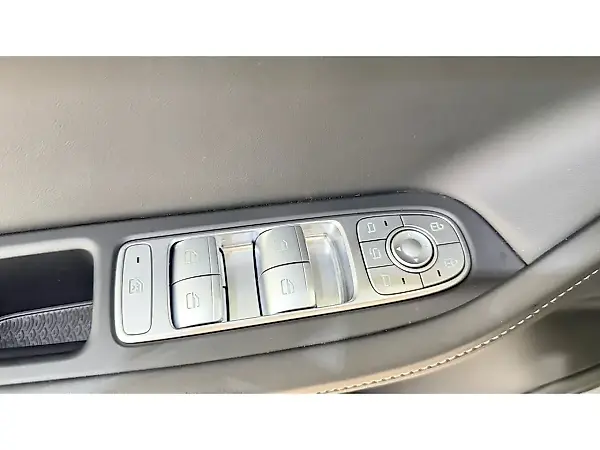 Omoda E5 - Imagem 15