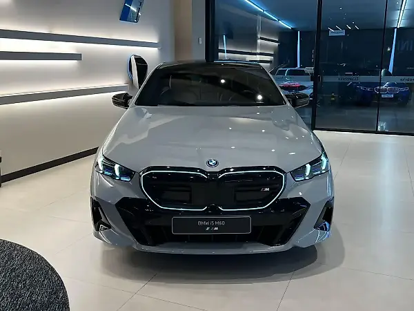 BMW I5 M60 - Imagem 3