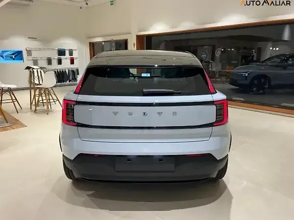 Volvo EX30 - Imagem 2