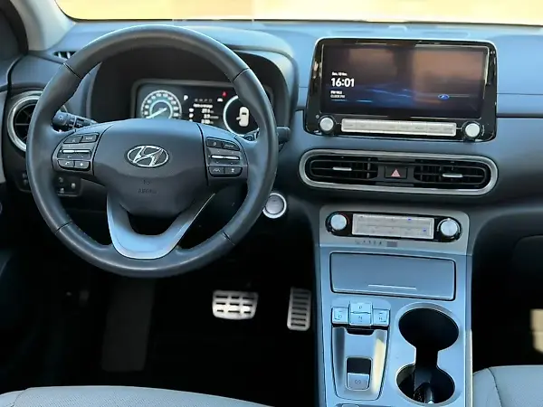 Hyundai Kona Electric - Imagem 8