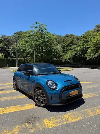 Mini Cooper SE - Imagem 1