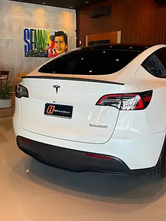 Tesla Model Y - Imagem 8