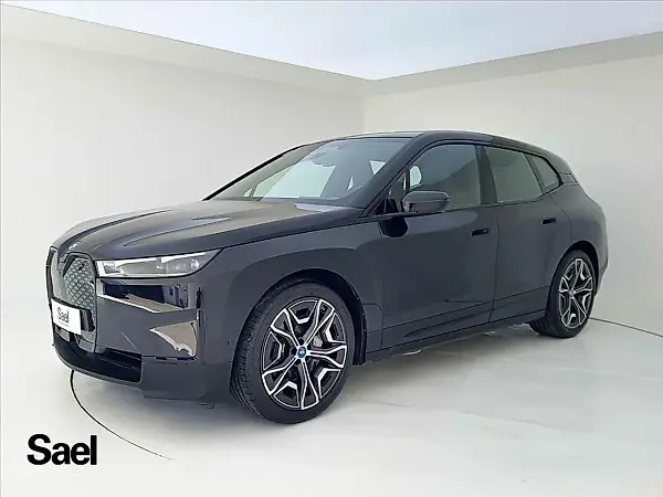 BMW Ix - Imagem 3