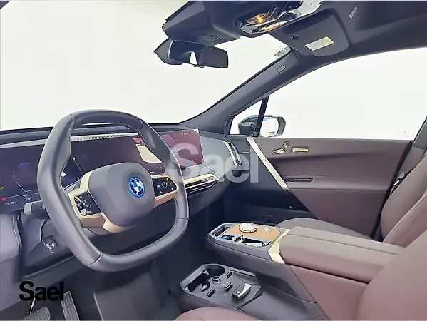 BMW Ix - Imagem 10
