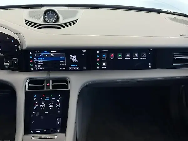 Porsche Taycan - Imagem 10