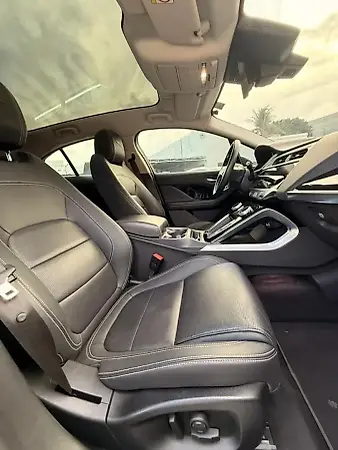 Jaguar I-pace - Imagem 14