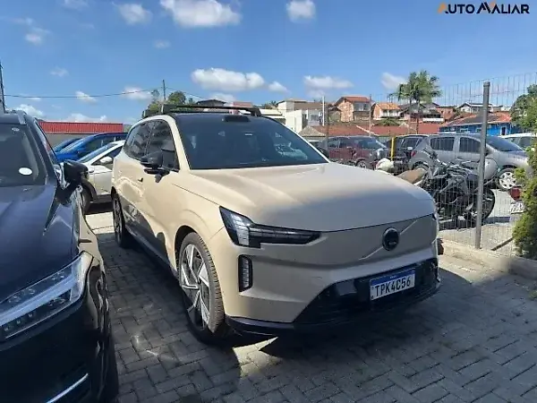 Volvo Ex90 - Imagem 2