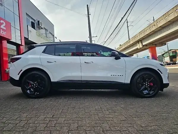 Chevrolet Equinox EV - Imagem 1