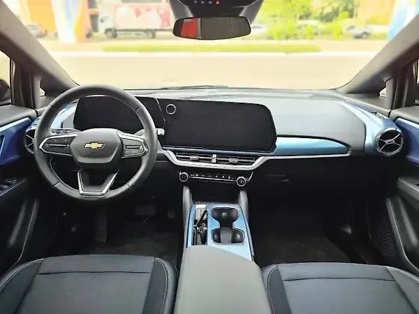 Chevrolet Equinox EV - Imagem 16