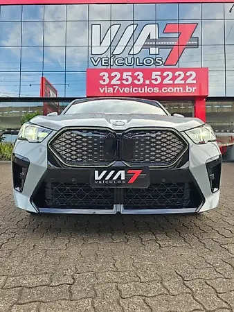 BMW IX2 - Imagem 2