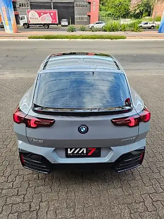 BMW IX2 - Imagem 14