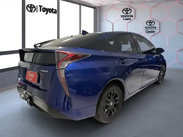 Toyota Prius Gen-4 - Imagem 3