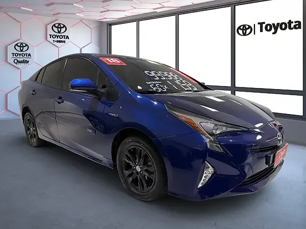 Toyota Prius Gen-4 - Imagem 2
