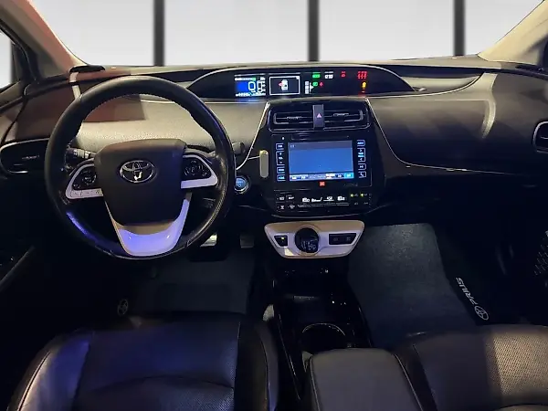 Toyota Prius Gen-4 - Imagem 10