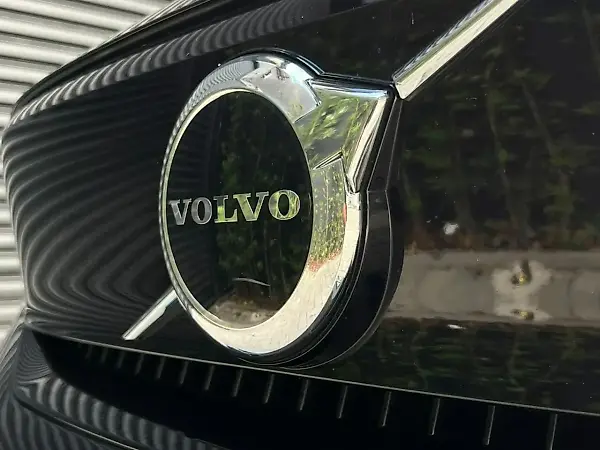 Volvo XC40 Recharge - Imagem 8