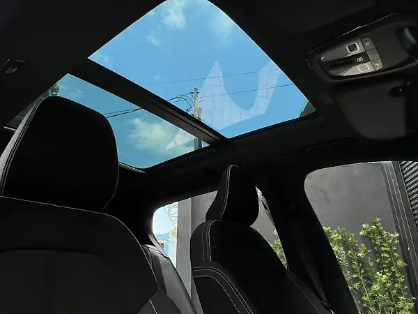 Volvo XC40 Recharge - Imagem 10